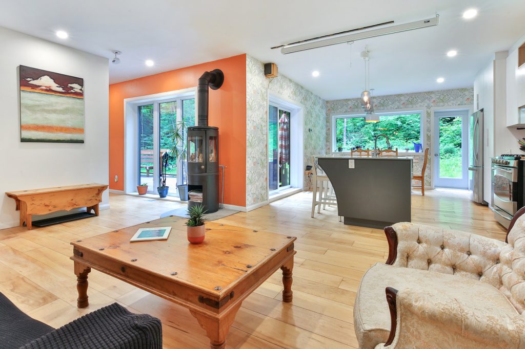 Condominium – 945, Ch. Parmenter, Sutton
