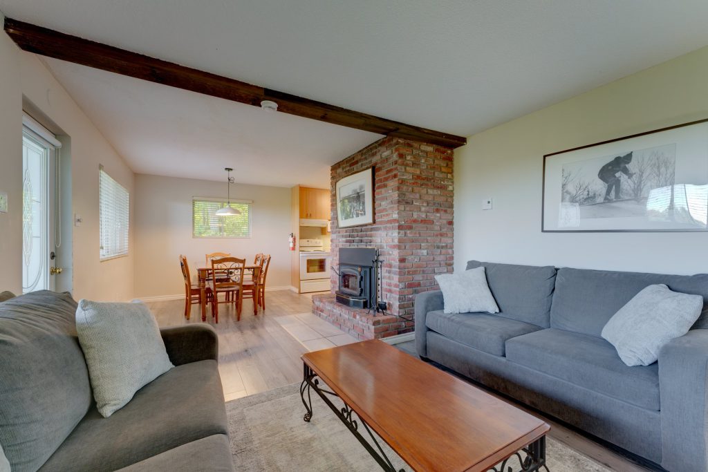 Duplex – 393, Rue Maple, Sutton