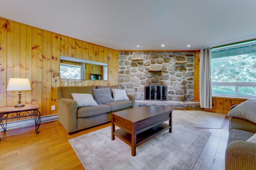 Triplex – 387, Rue Maple, Sutton